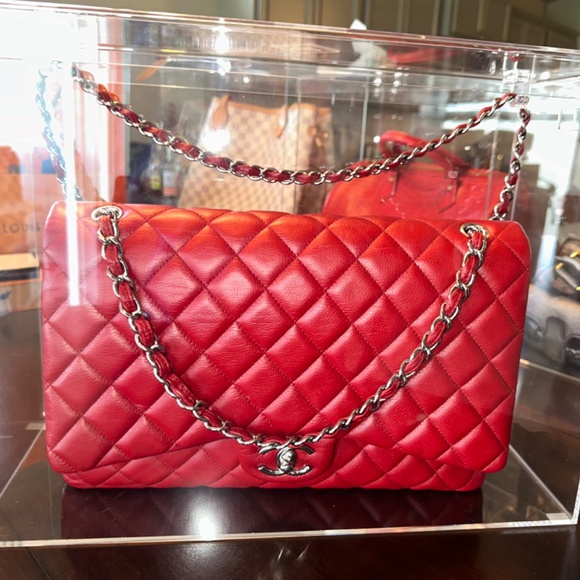 CHANEL Classic Maxi Double Flap Red Caviar on Silver W/Card GREAT CONDITION!!! - Picture 12 of 15